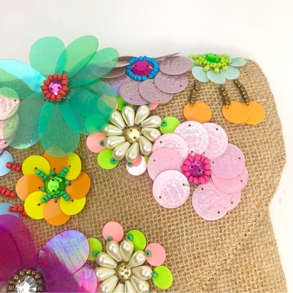 Boutique Multicolor 3D Spring Floral Embellished Burlap Clutch Purse - Picture 13 of 16